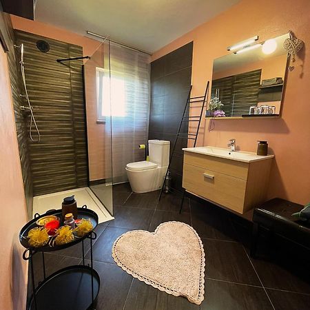 Apartma Sobe Pulec Dobrovo Kültér fotó